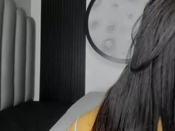 Girls: discover live performances with matured cam models, from teasing to fixations, in a variety of stunning live sex cams.