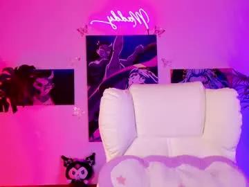 Girls: discover live performances with matured cam models, from teasing to fixations, in a variety of stunning live sex cams.