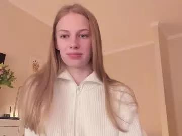Girls: discover live performances with matured cam models, from teasing to fixations, in a variety of stunning live sex cams.