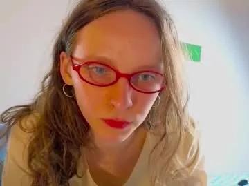 Girls: discover live performances with matured cam models, from teasing to fixations, in a variety of stunning live sex cams.