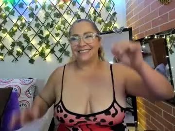 maja_hills from Chaturbate