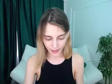 Girls: discover live performances with matured cam models, from teasing to fixations, in a variety of stunning live sex cams.