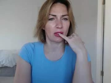 mallinia on Chaturbate 