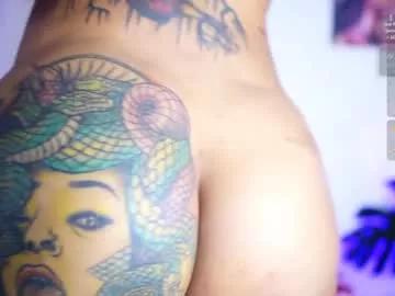 Girls: discover live performances with matured cam models, from teasing to fixations, in a variety of stunning live sex cams.