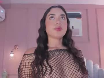 Girls: discover live performances with matured cam models, from teasing to fixations, in a variety of stunning live sex cams.