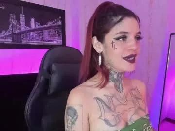 Girls: discover live performances with matured cam models, from teasing to fixations, in a variety of stunning live sex cams.
