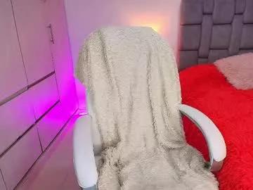 Girls: discover live performances with matured cam models, from teasing to fixations, in a variety of stunning live sex cams.