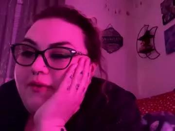 Girls: discover live performances with matured cam models, from teasing to fixations, in a variety of stunning live sex cams.