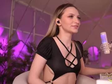 Girls: discover live performances with matured cam models, from teasing to fixations, in a variety of stunning live sex cams.