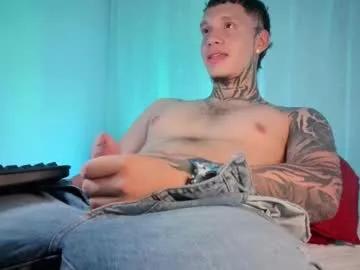 Girls: discover live performances with matured cam models, from teasing to fixations, in a variety of stunning live sex cams.