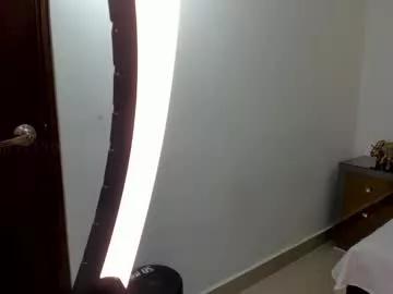 maxxicruz from Chaturbate
