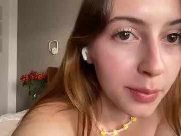 Girls: discover live performances with matured cam models, from teasing to fixations, in a variety of stunning live sex cams.