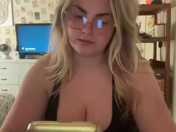 mayabellof from Chaturbate