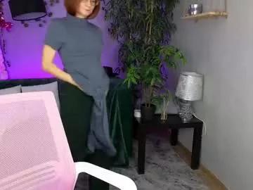 Girls: discover live performances with matured cam models, from teasing to fixations, in a variety of stunning live sex cams.