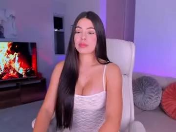 Girls: discover live performances with matured cam models, from teasing to fixations, in a variety of stunning live sex cams.
