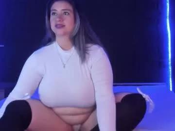 Girls: discover live performances with matured cam models, from teasing to fixations, in a variety of stunning live sex cams.