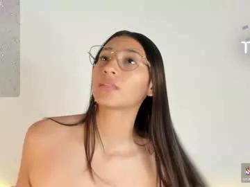 Girls: discover live performances with matured cam models, from teasing to fixations, in a variety of stunning live sex cams.