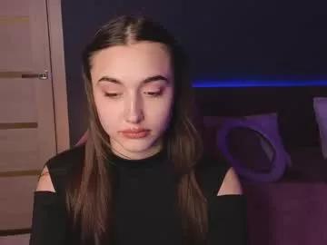 Girls: discover live performances with matured cam models, from teasing to fixations, in a variety of stunning live sex cams.