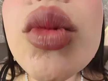 Girls: discover live performances with matured cam models, from teasing to fixations, in a variety of stunning live sex cams.
