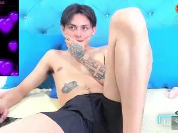 Girls: discover live performances with matured cam models, from teasing to fixations, in a variety of stunning live sex cams.
