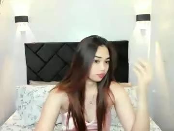 Girls: discover live performances with matured cam models, from teasing to fixations, in a variety of stunning live sex cams.