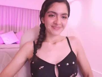 Girls: discover live performances with matured cam models, from teasing to fixations, in a variety of stunning live sex cams.