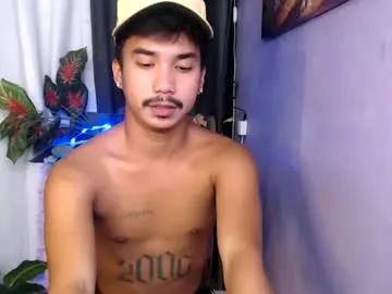 Girls: discover live performances with matured cam models, from teasing to fixations, in a variety of stunning live sex cams.