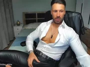 Girls: discover live performances with matured cam models, from teasing to fixations, in a variety of stunning live sex cams.
