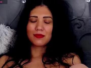 Girls: discover live performances with matured cam models, from teasing to fixations, in a variety of stunning live sex cams.