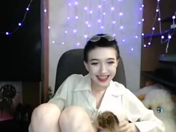 Girls: discover live performances with matured cam models, from teasing to fixations, in a variety of stunning live sex cams.