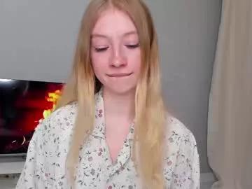 minidiva_ from Chaturbate