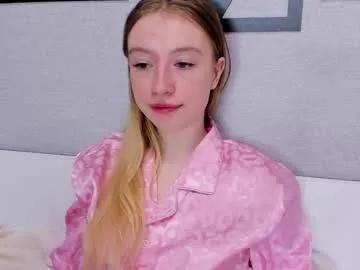 minidiva_ from Chaturbate