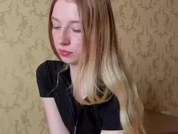 minidiva_ from Chaturbate