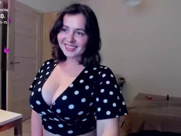 Girls: discover live performances with matured cam models, from teasing to fixations, in a variety of stunning live sex cams.
