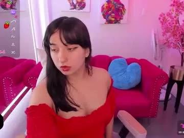 Girls: discover live performances with matured cam models, from teasing to fixations, in a variety of stunning live sex cams.