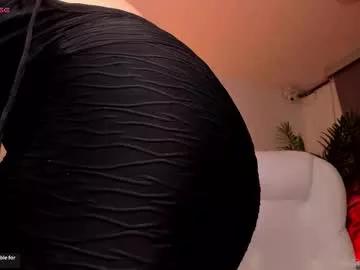 Girls: discover live performances with matured cam models, from teasing to fixations, in a variety of stunning live sex cams.