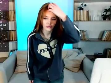 Girls: discover live performances with matured cam models, from teasing to fixations, in a variety of stunning live sex cams.