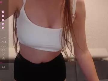 Girls: discover live performances with matured cam models, from teasing to fixations, in a variety of stunning live sex cams.