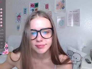 Girls: discover live performances with matured cam models, from teasing to fixations, in a variety of stunning live sex cams.