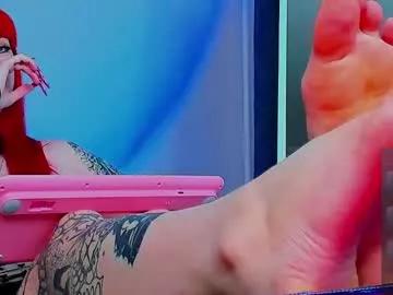 Girls: discover live performances with matured cam models, from teasing to fixations, in a variety of stunning live sex cams.