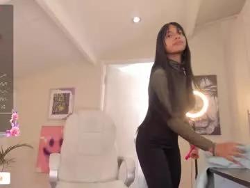 Girls: discover live performances with matured cam models, from teasing to fixations, in a variety of stunning live sex cams.