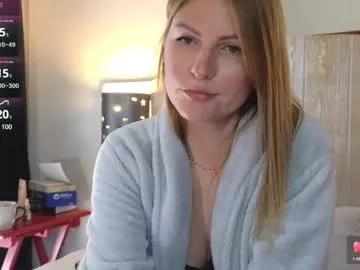 Girls: discover live performances with matured cam models, from teasing to fixations, in a variety of stunning live sex cams.