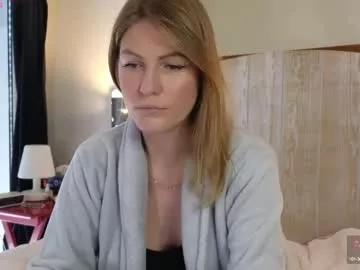 Girls: discover live performances with matured cam models, from teasing to fixations, in a variety of stunning live sex cams.