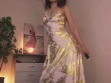 Girls: discover live performances with matured cam models, from teasing to fixations, in a variety of stunning live sex cams.
