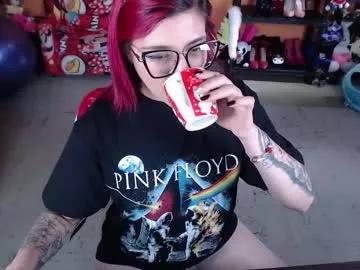 Girls: discover live performances with matured cam models, from teasing to fixations, in a variety of stunning live sex cams.