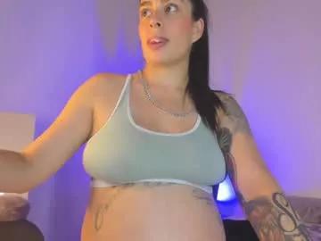 Girls: discover live performances with matured cam models, from teasing to fixations, in a variety of stunning live sex cams.