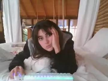 Girls: discover live performances with matured cam models, from teasing to fixations, in a variety of stunning live sex cams.
