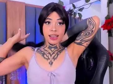 Girls: discover live performances with matured cam models, from teasing to fixations, in a variety of stunning live sex cams.