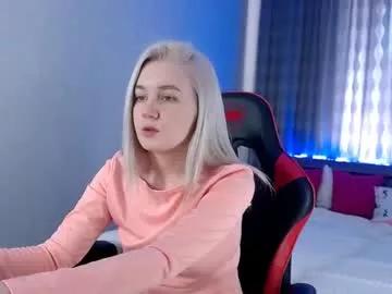 molly_barbie from Chaturbate