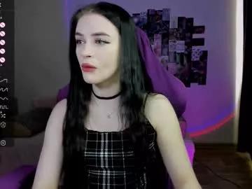 molly_crystall from Chaturbate